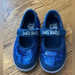 Lelli Kelly sparkle blue shoes size 8T. In great condition!